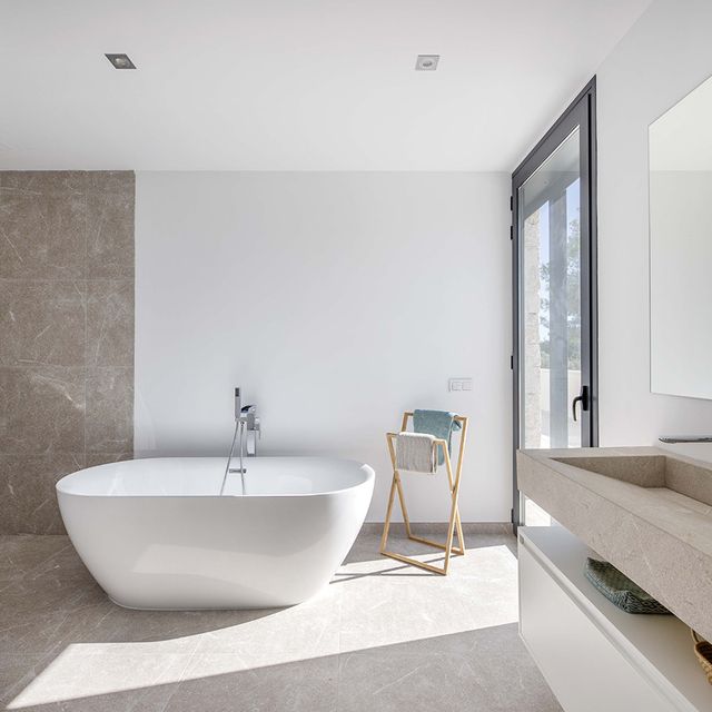 ODS Construcción & Promoción baño de Pinaret 9, Cala Llombards